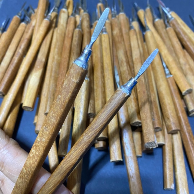 Cây Lấy Khoé Móng TayChân cán gỗ Vàng