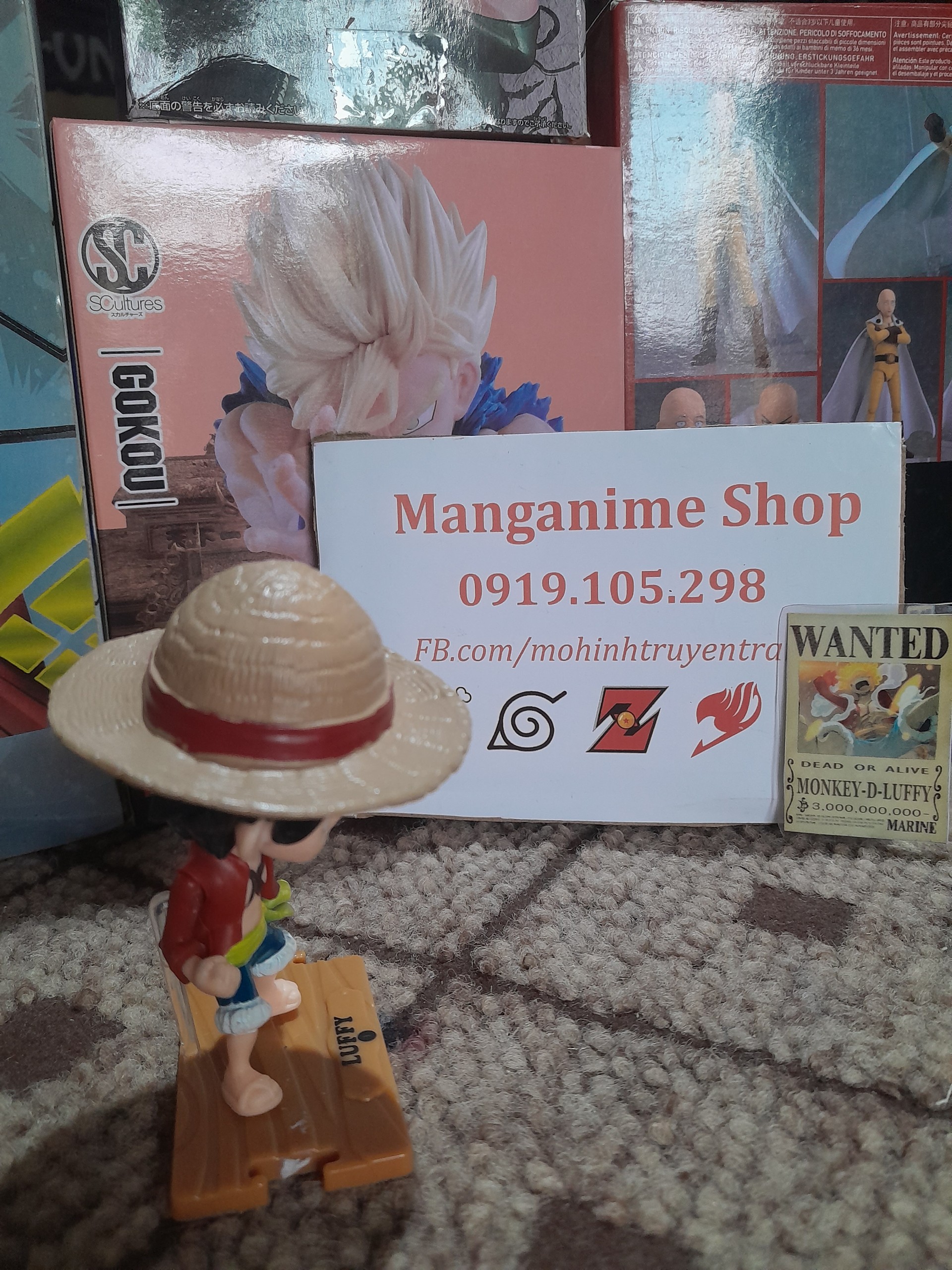 Luffy Chibi one piece figure model come with want card