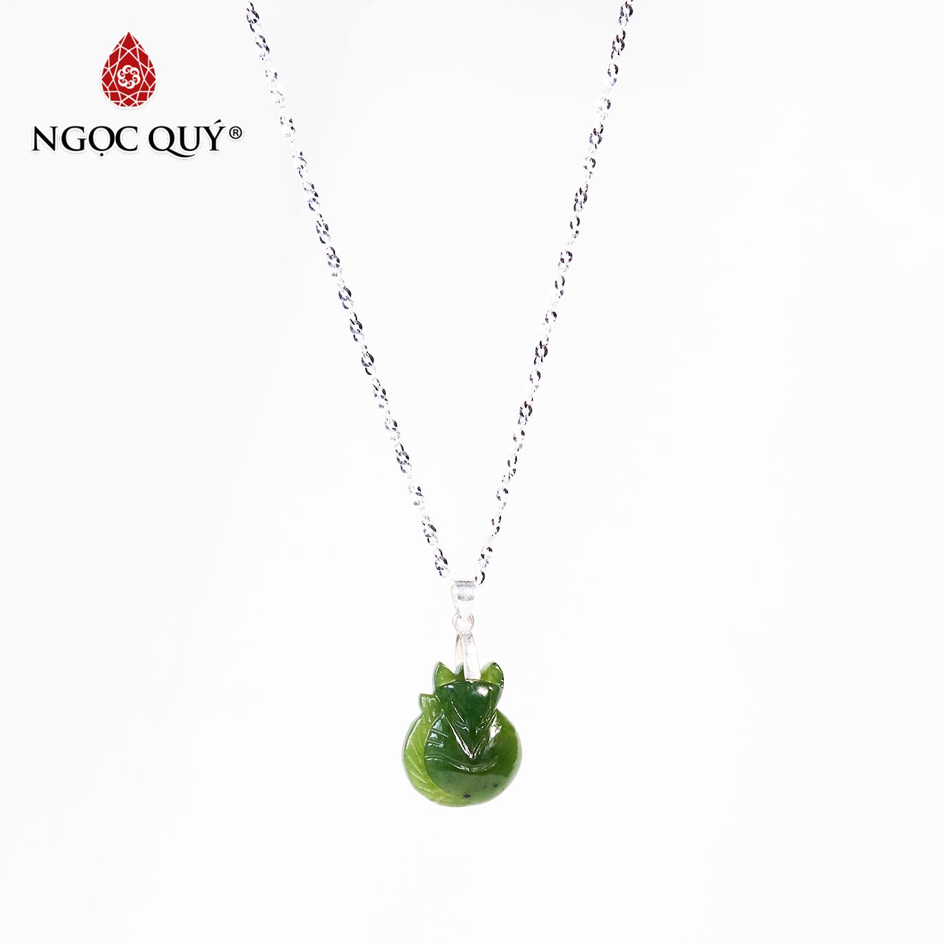 Mặt dây chuyền phong thủy đá ngọc bích cữu vỹ hồ ly 19x16cm mệnh hỏamộc - Ngọc Quý Gemstones
