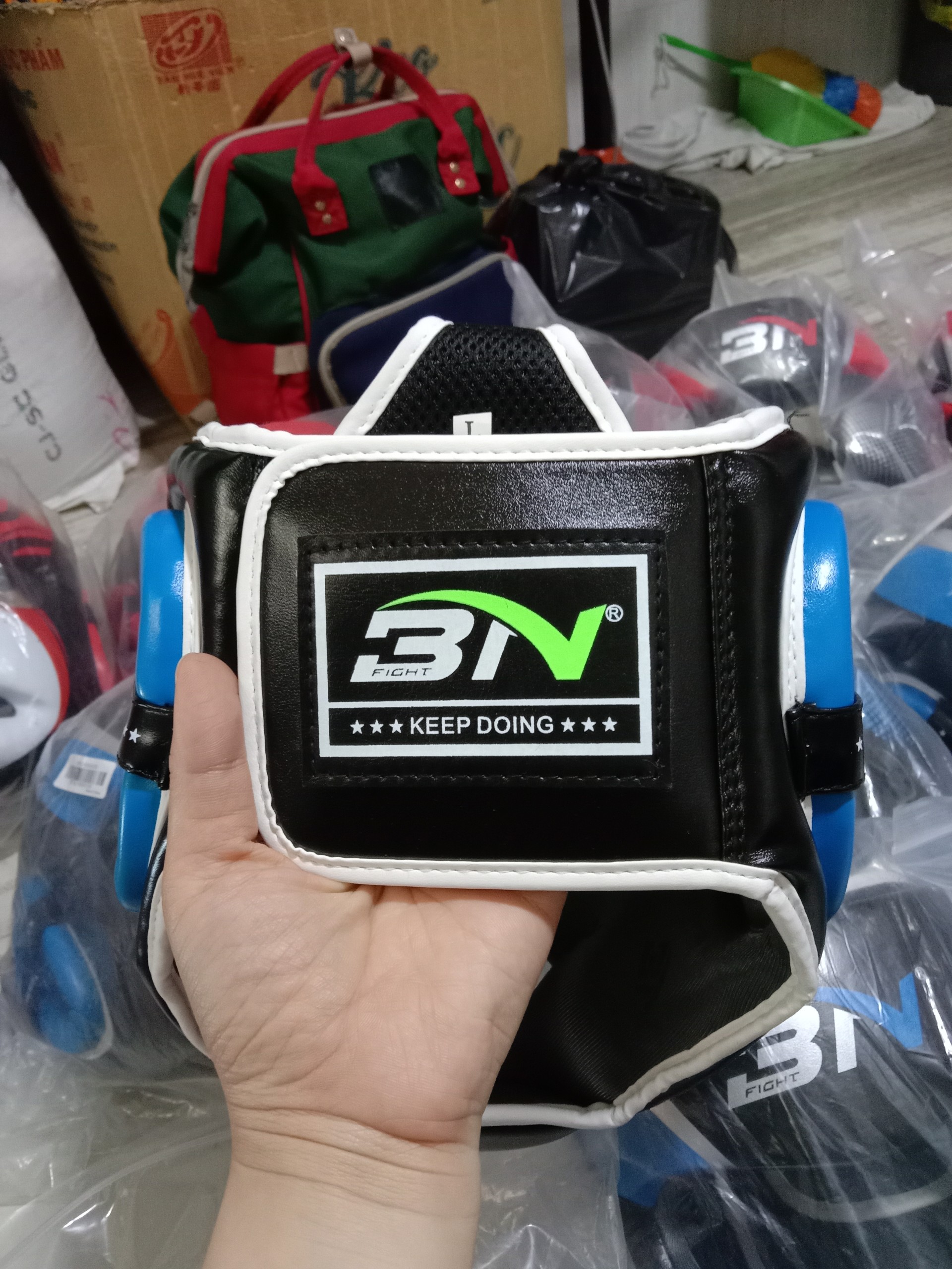 Nón Bảo Hộ Thi Đấu Các Môn Đối Kháng