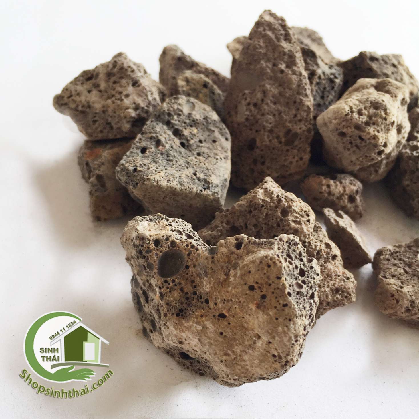 [HCM]1kg Đá nham thạch núi lửa - vật liệu lọc trang trí bể cá
