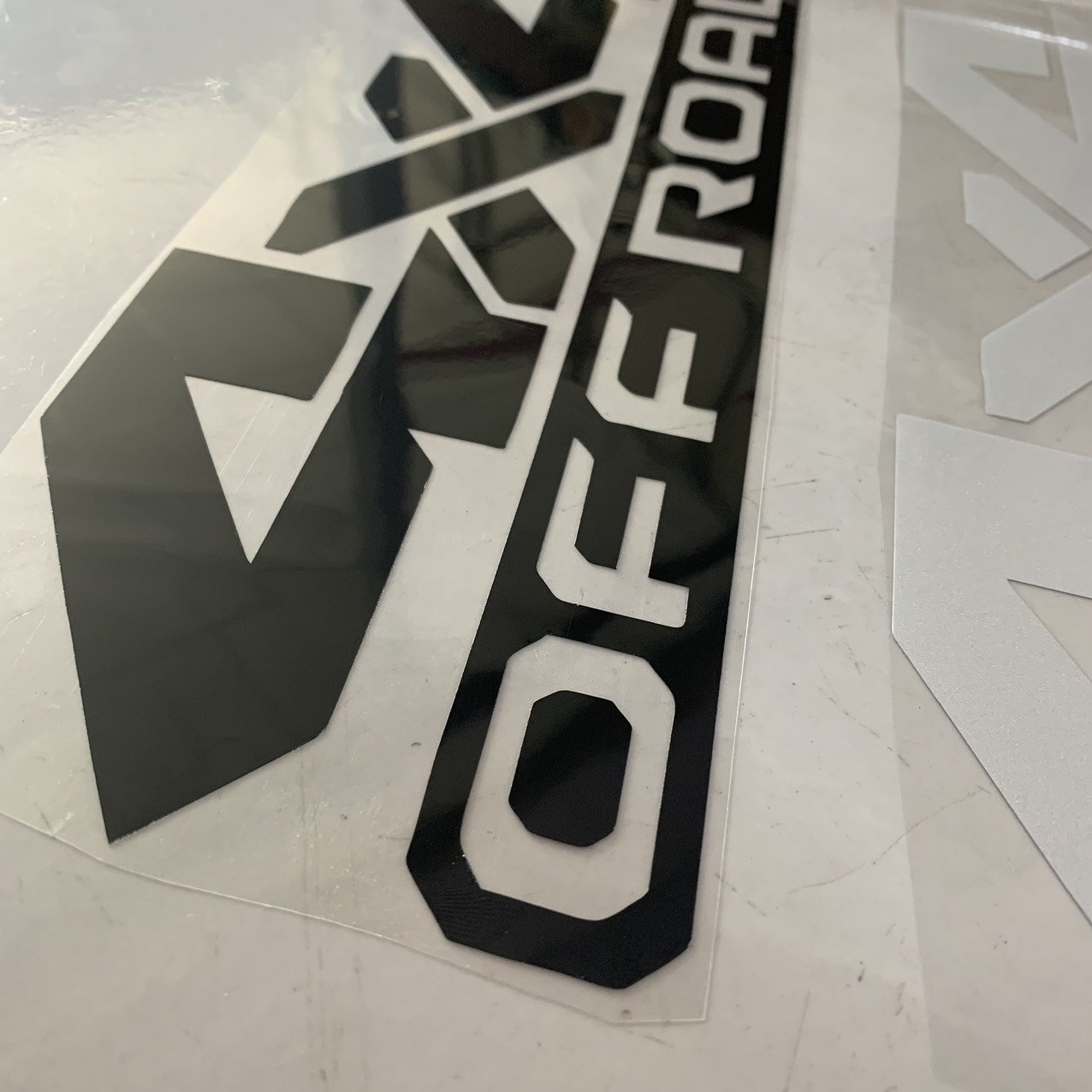 2 Tem decal 4x4 OFF ROAD kiểu dáng thể thao TEM PHAN QUANG