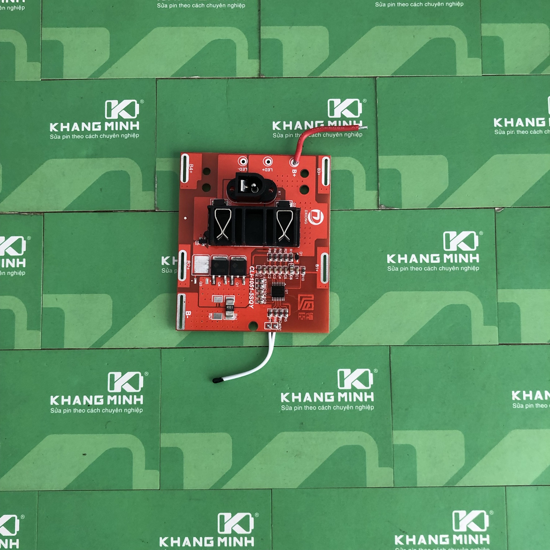 Vỏ mạch pin TQ 5S - 1P có giắc sạc DC, sử dụng cho pin 21V