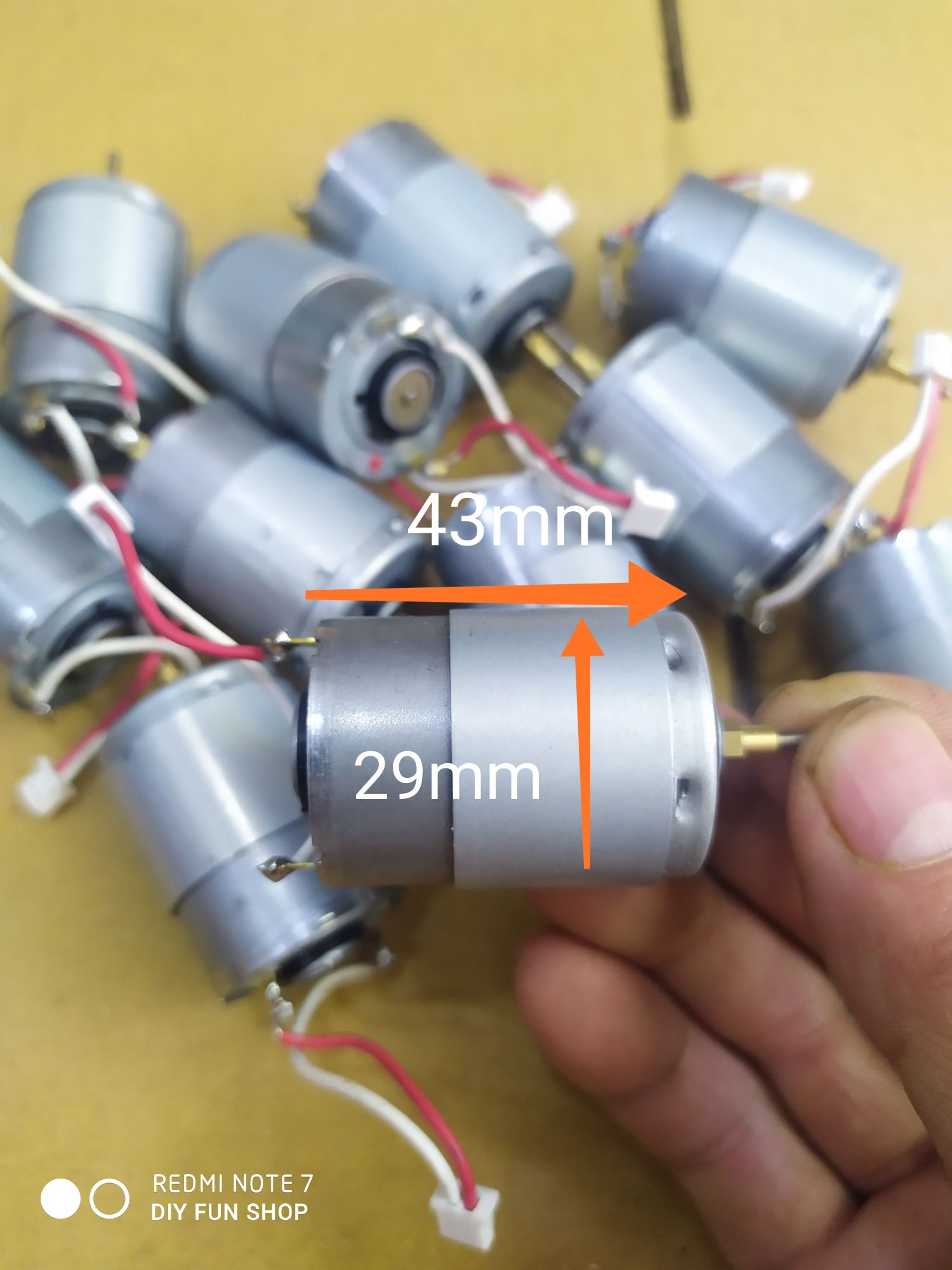[HCM]DC motor RS385PH 24v 8500rpm Like New