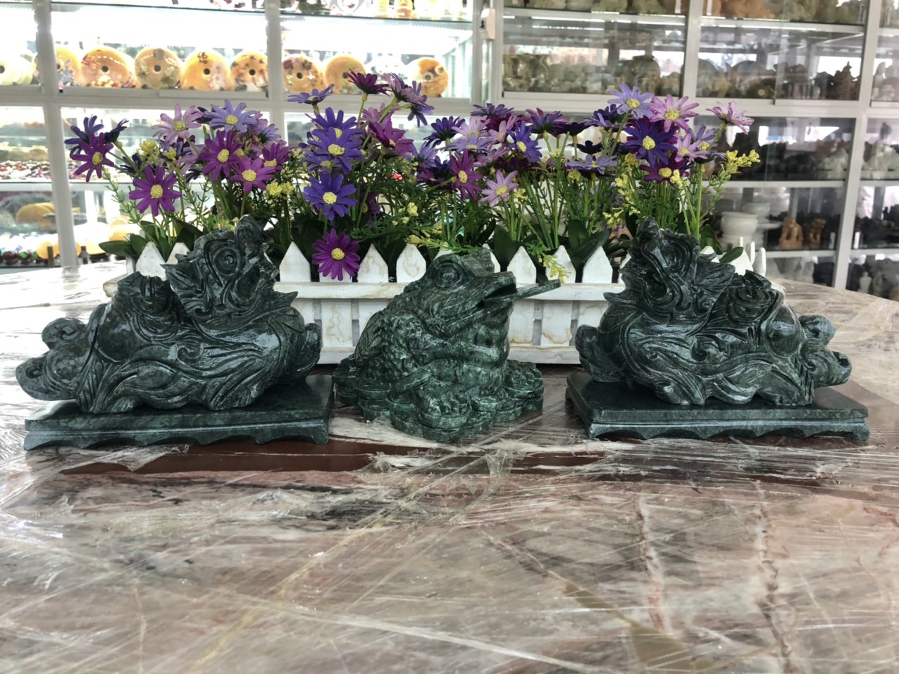 Bộ combo Tỳ Hưu dài 15cm và Tượng Cóc Ba Chân, Cóc Ngậm Tiền, Thiềm Thừ phong thủy dài 13cm đá ngọc Ấn Độ trang trí bàn thờ thần tài thổ địa