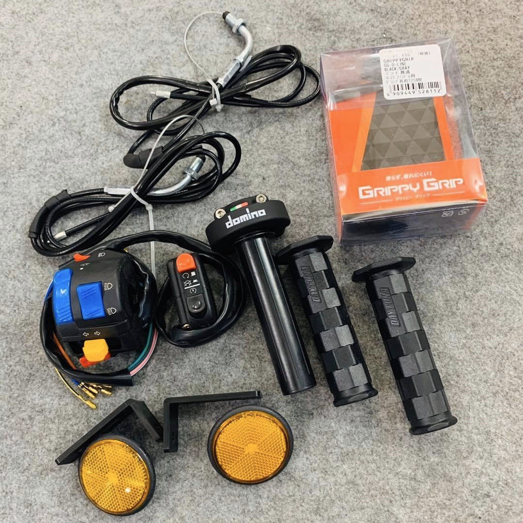 Combo cùm tăng tốc Domino 2 dây ga + Cùm công tắc FZ + Bao tay Daytona kèm mắt mèo phản quang