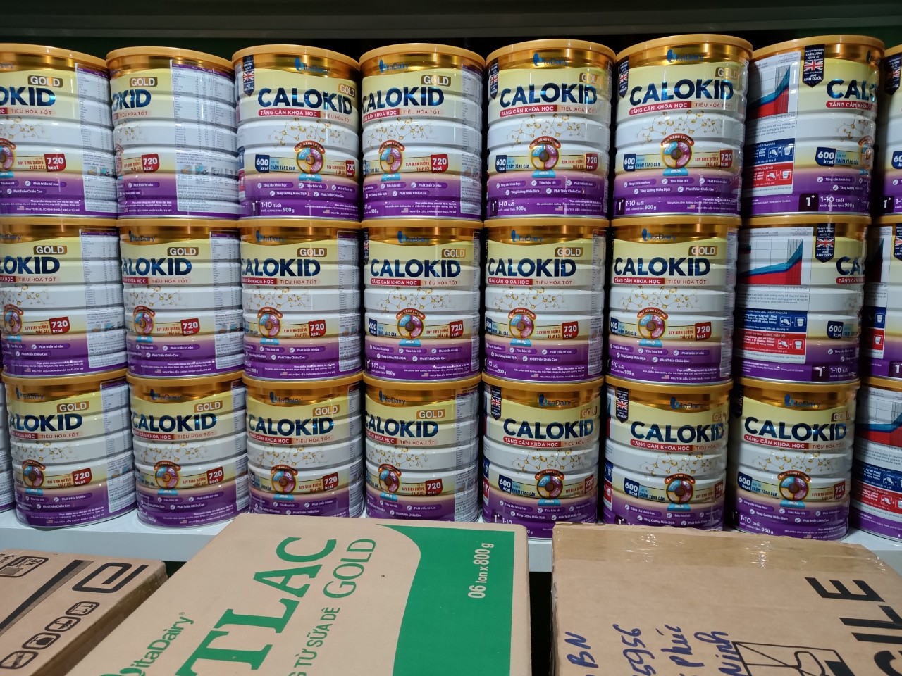 Sữa CALOKID Gold 900g (trẻ từ 1-10 tuổi)