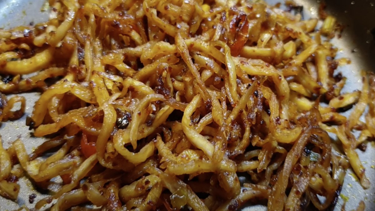 [HCM]500g xá bấu cắt sợi ( củ cải muối mặn)