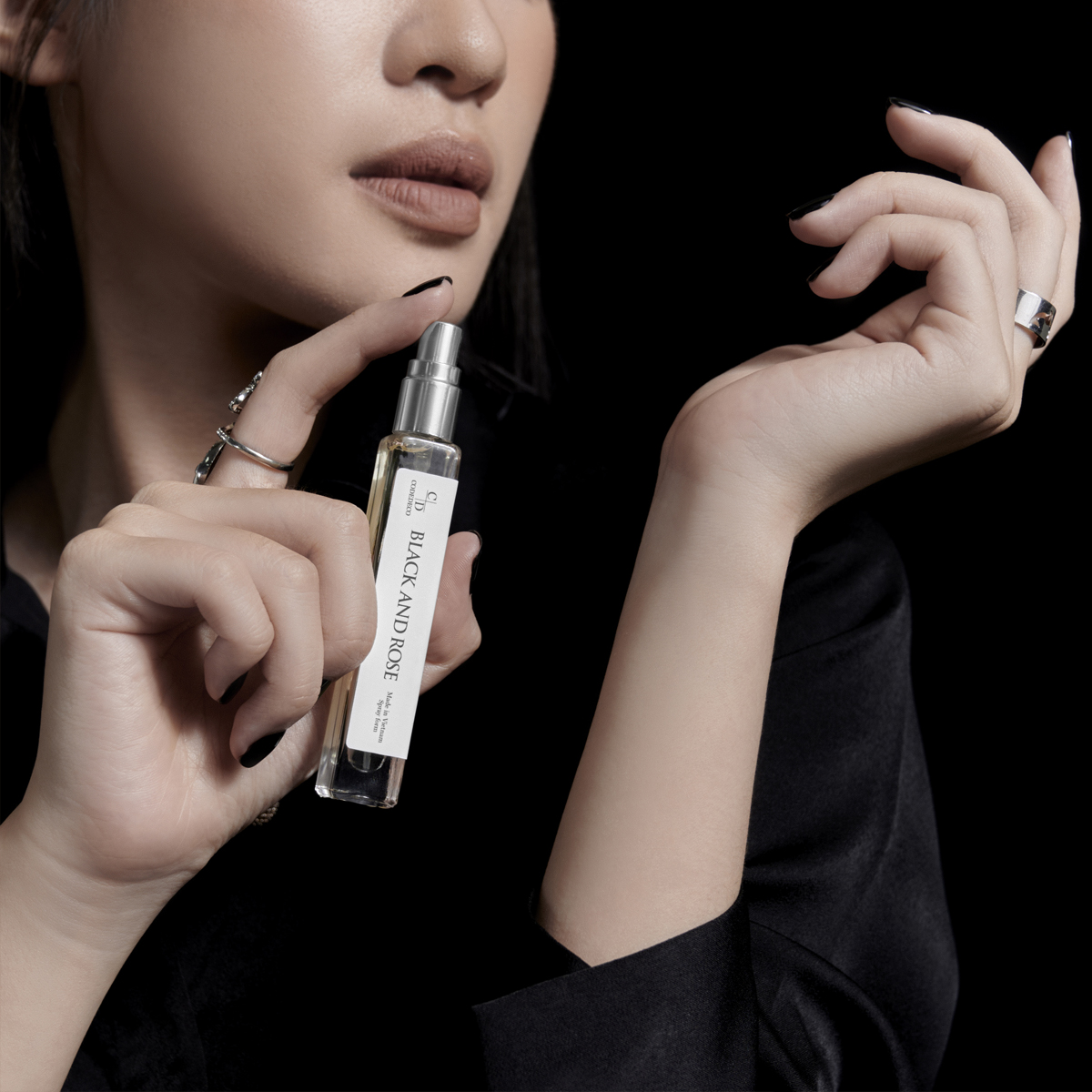 Tinh dầu nước hoa CODEDECO Black And Rose 10ml, chững chạc ,giản dị