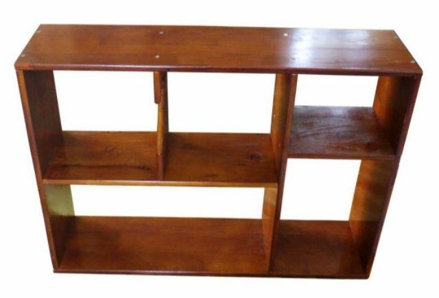 [HCM]Kệ sách gỗ treo tường 80cm vàng