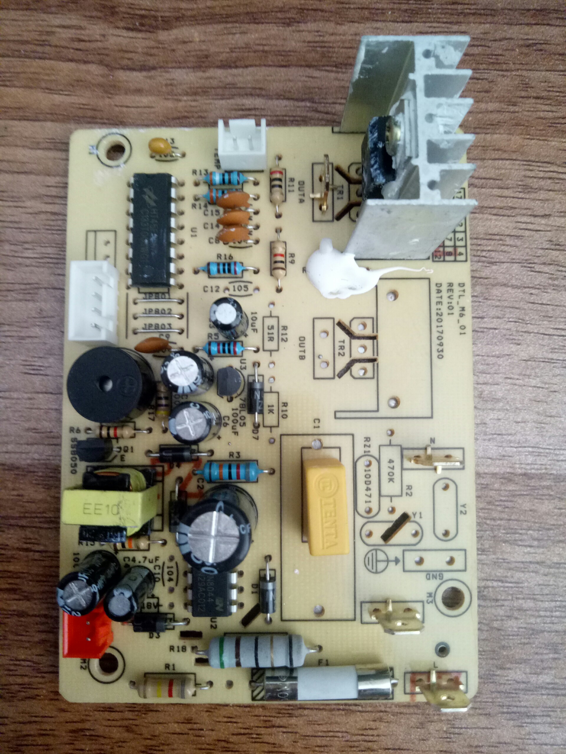 Mạch nguồn bếp hồng ngoại sanaky snk-2523hgn