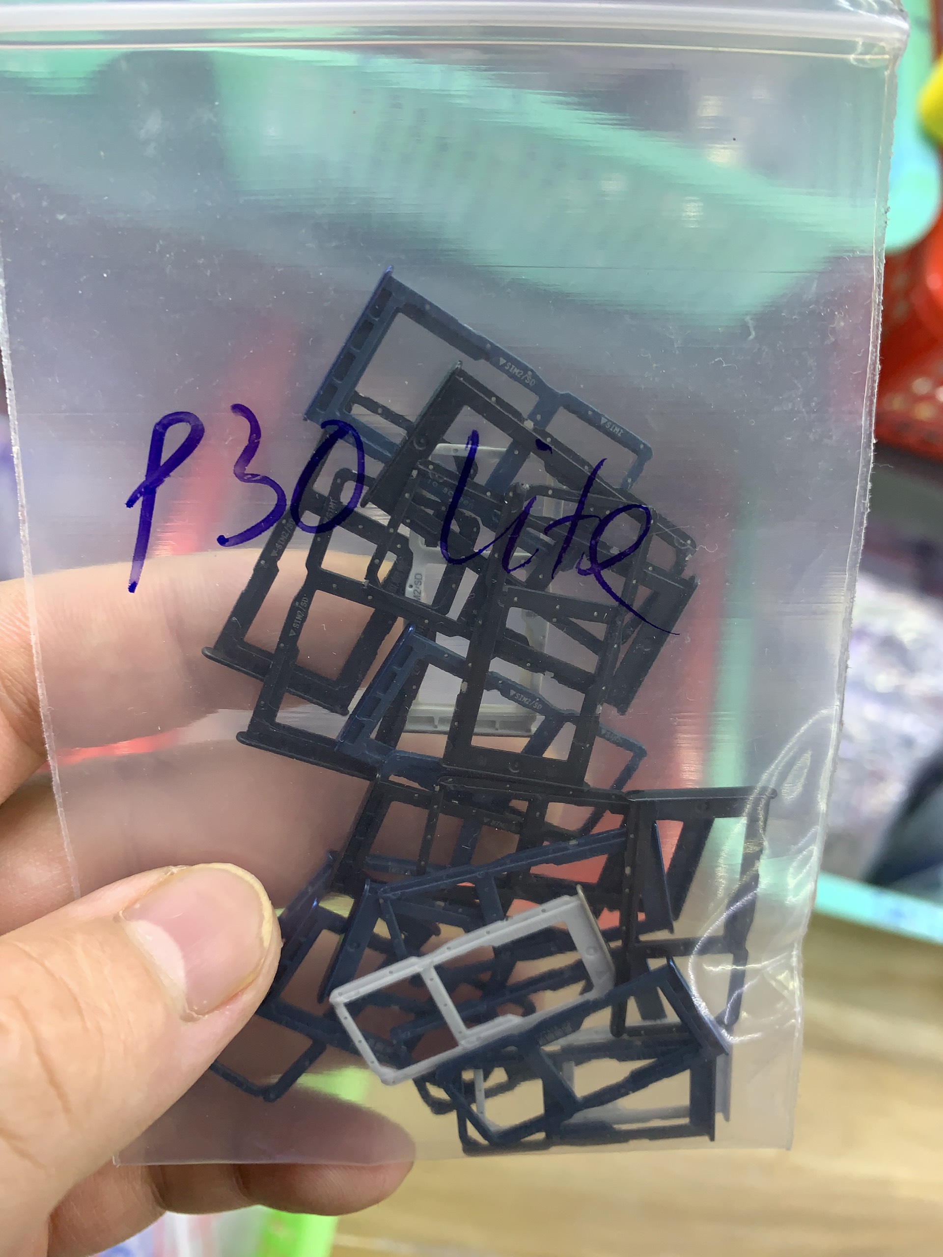 Khay sim Huawei P30 lite