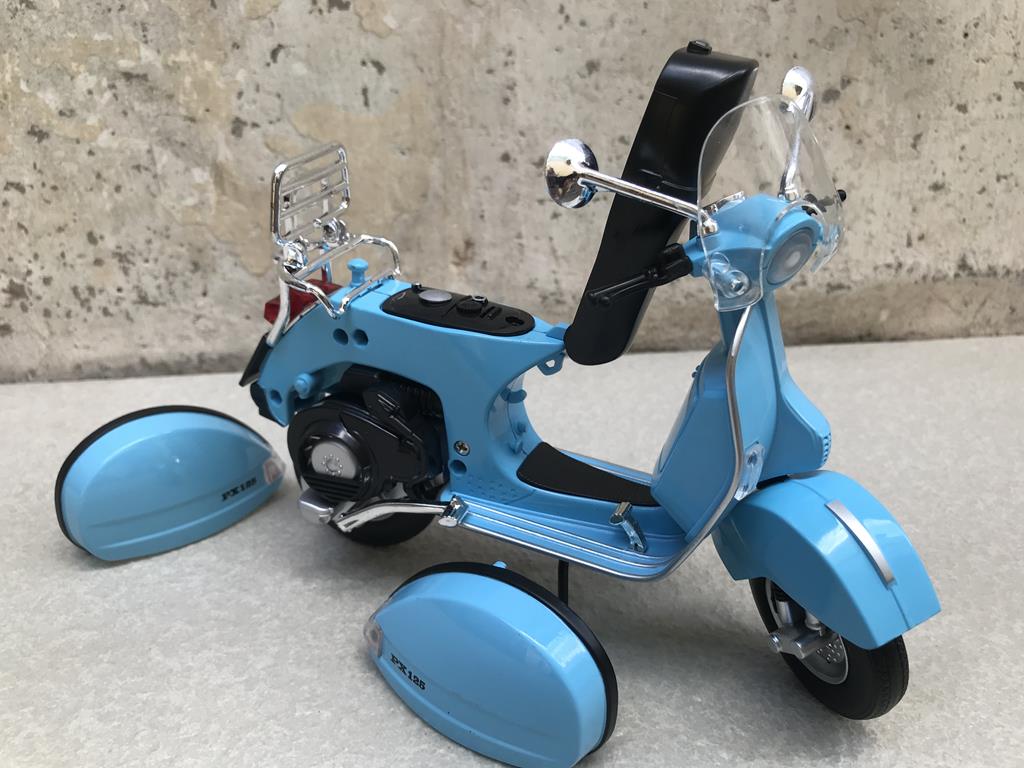 [HCM]Mô hình xe Vespa PX125  1:10