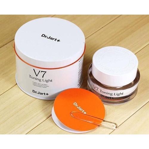 Kem V7 Toning Light Hàn Quốc