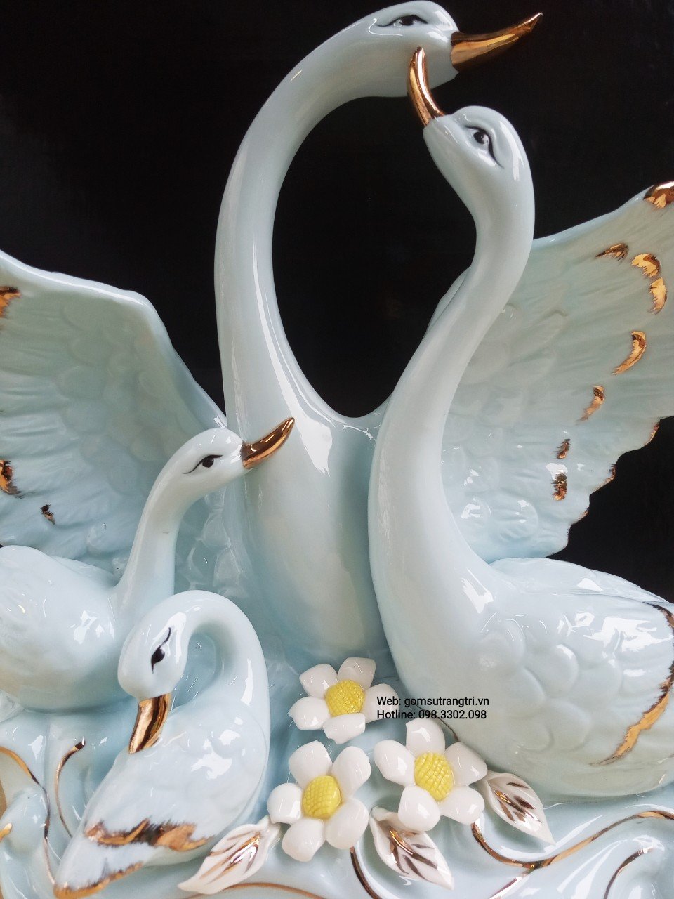 TƯỢNG GIA ĐÌNH THIÊN NGA HẠNH PHÚC