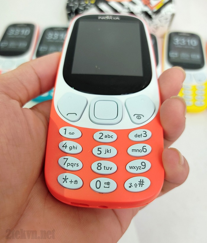 Điện thoại độc 3310 giá rẻ có 2 sim pin khủng