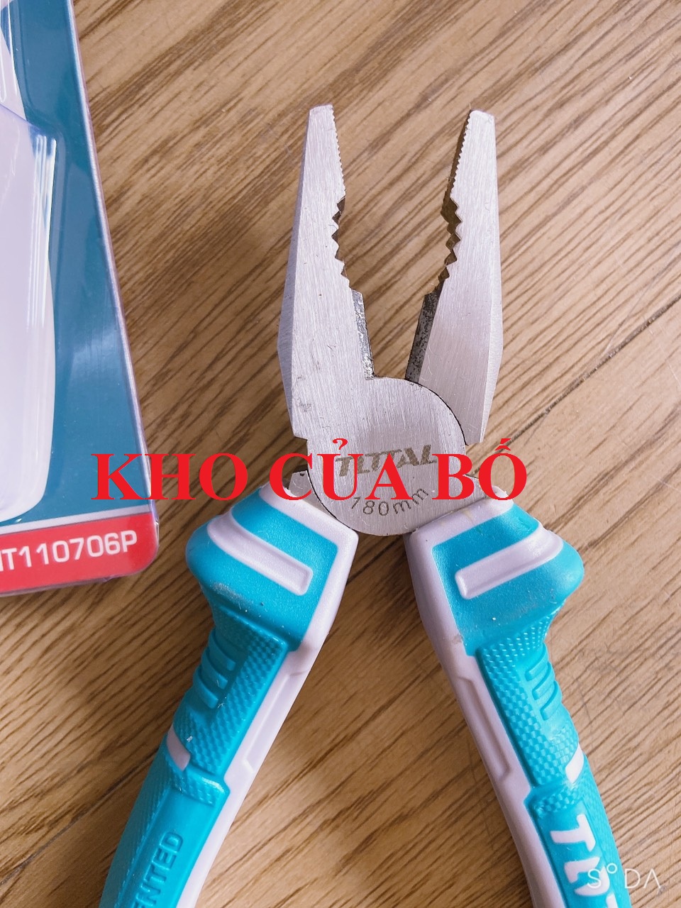 Kềm răng 7''/180mm Total THT110706P