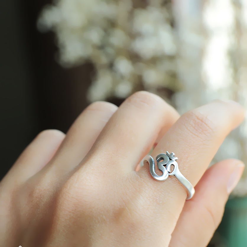 Nhẫn Bạc thái 925 chủng tự Om thời trang