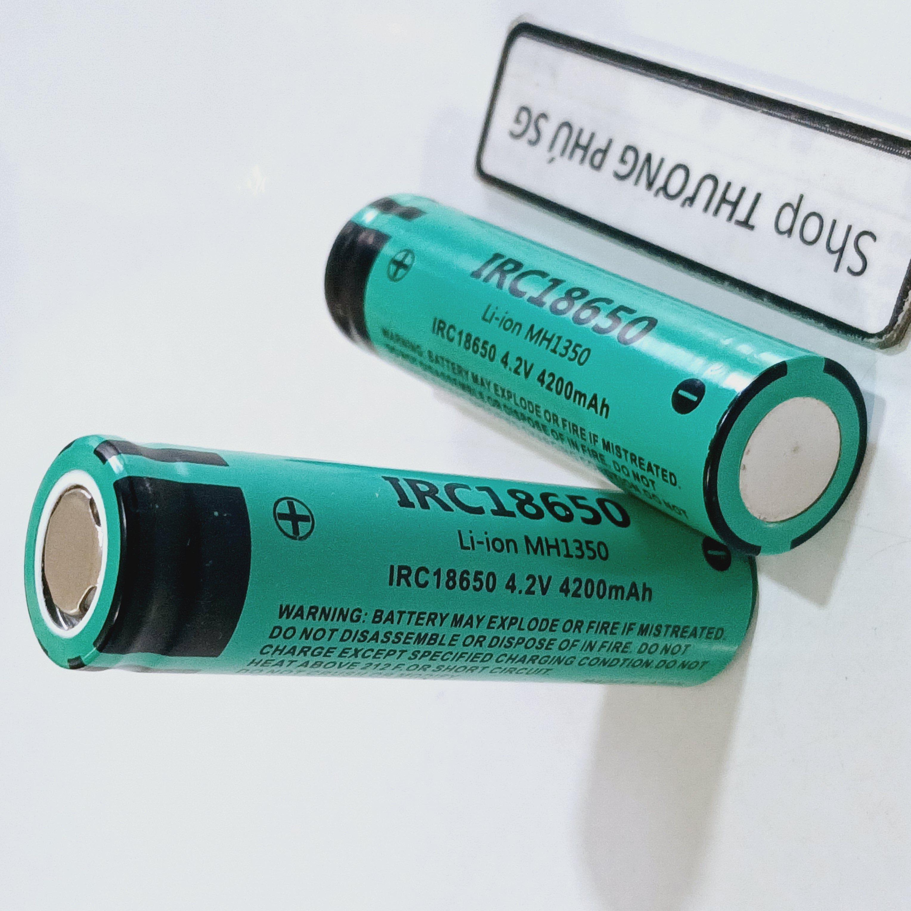 Pin 18650 panasonic 4.2v li-ion irc18650 4.2v 4200mah / đầu bằng