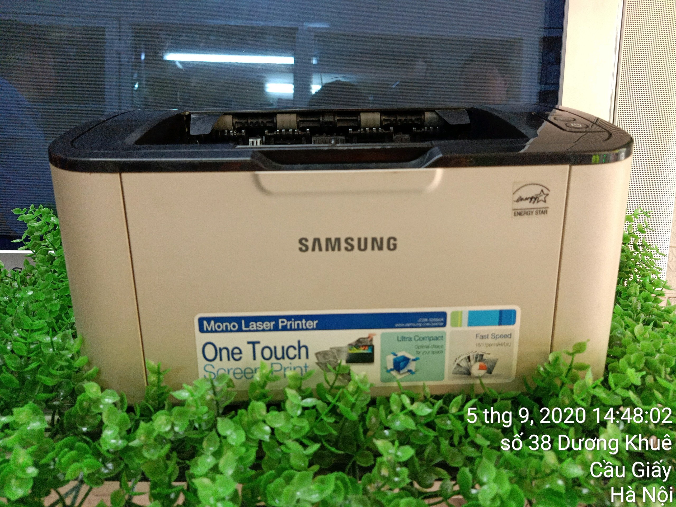 Máy in Laser đen trắng Samsung ML-1671 ( Kèm hộp mực , dây nguồn , dây USB mới )
