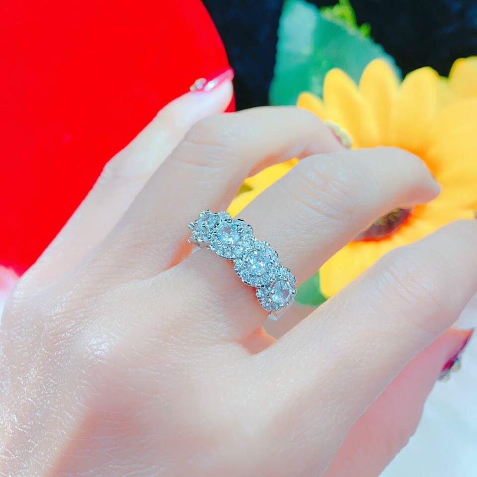 Nhẫn Nữ Bạch Kim 4 Hoa Nơ Tay Bạch Kim Đủ Size Không Ngứa HN5511 Dùng Đeo Đi Tiệc Sang Trọng Lên Hình Xinh Xắn - Queen Jewelry Trang Sức Nữ Đẹp Giá Rẻ