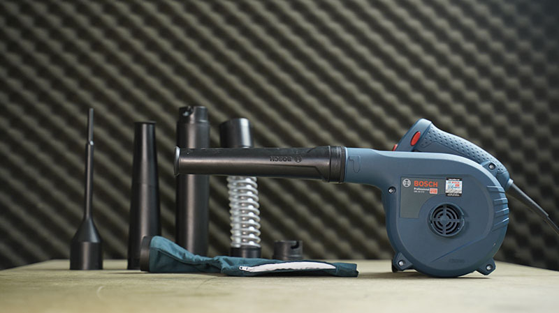 Máy thổi bụi Bosch GBL 82-270