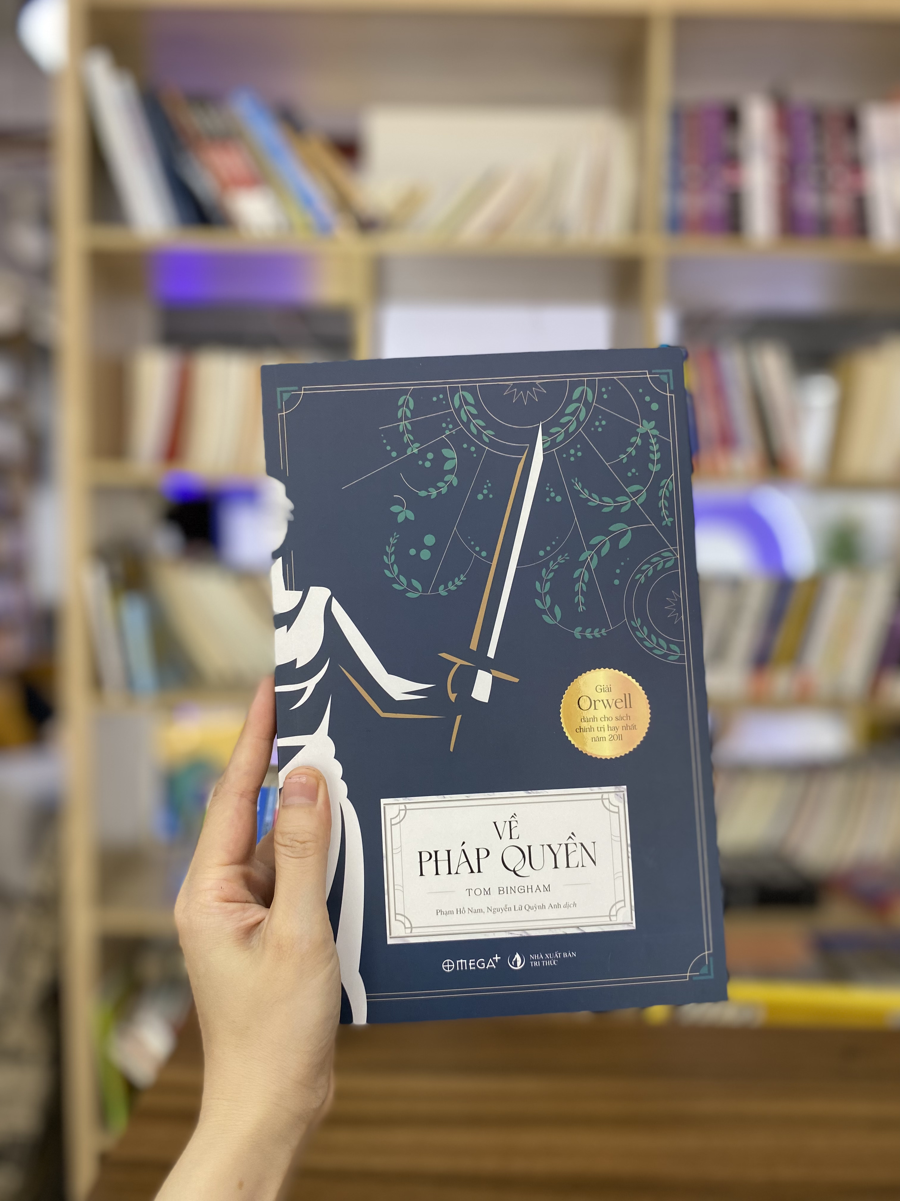 Sách - Về Pháp Quyền