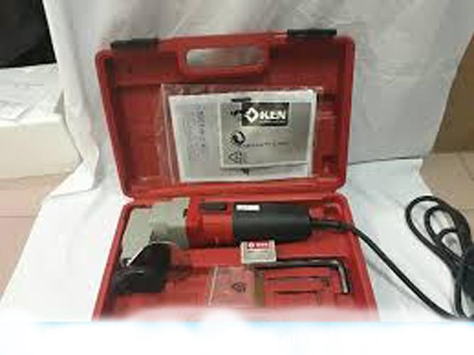 Máy cắt kim loại KEN 2625
