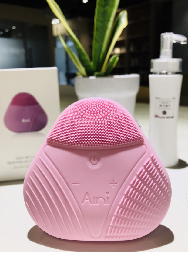 [BH 1 NĂM] Combo Chăm Sóc Da Trắng Sáng Mịn Màng AINI BOX