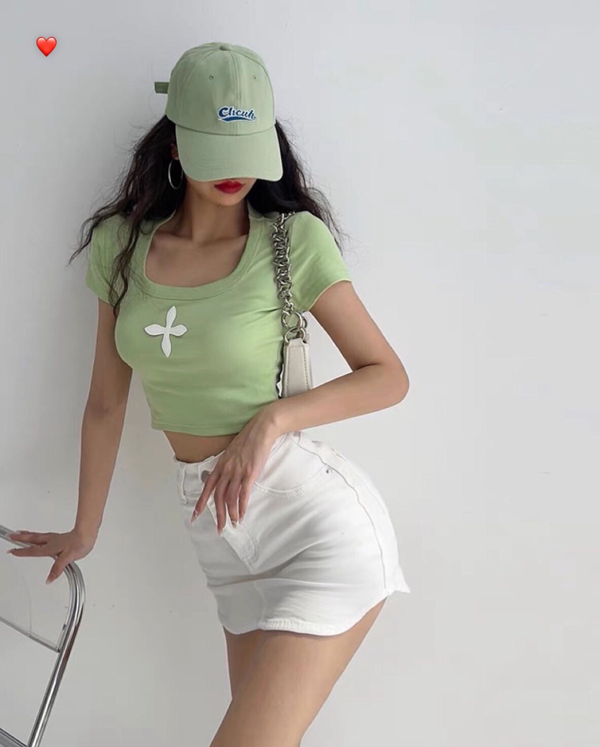 ÁO CROPTOP THÊU DẤU THẬP ĐẸP MẮT CHẤT BORIP