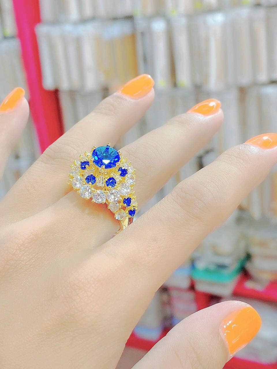 Nhẫn Nữ Hoa Đá Màu Phong Thủy Sang Chảnh - Đeo Được Thời Gian Lâu - QJ - HN771013 - Dùng Đeo Đi Tiệc Hoặc Đi Dạo Phố Sang Xịn, Lên Màu Sáng Da Chuẩn Màu Ngoài Tiệm
