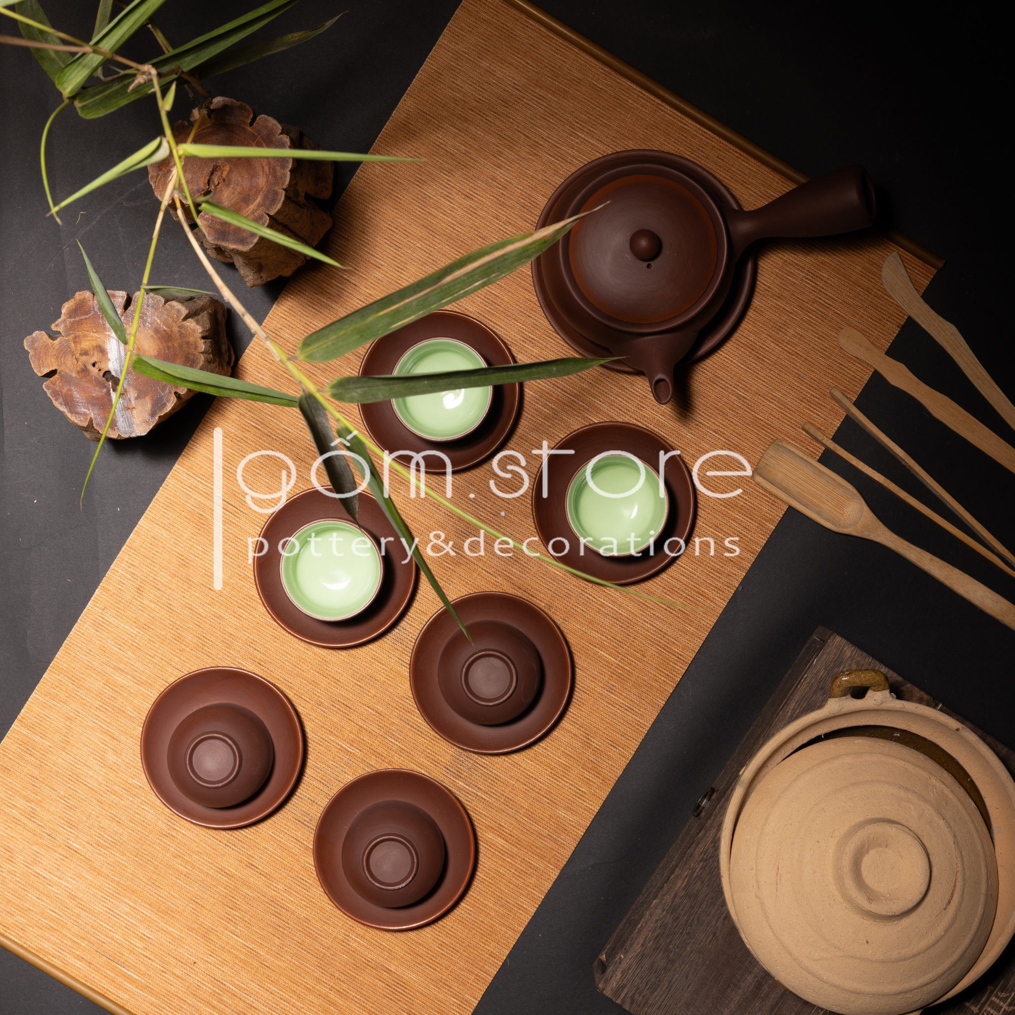 Ấm trà tử sa Bát Tràng quai ngang (Bộ ấm chén trên không kèm khay như hình)