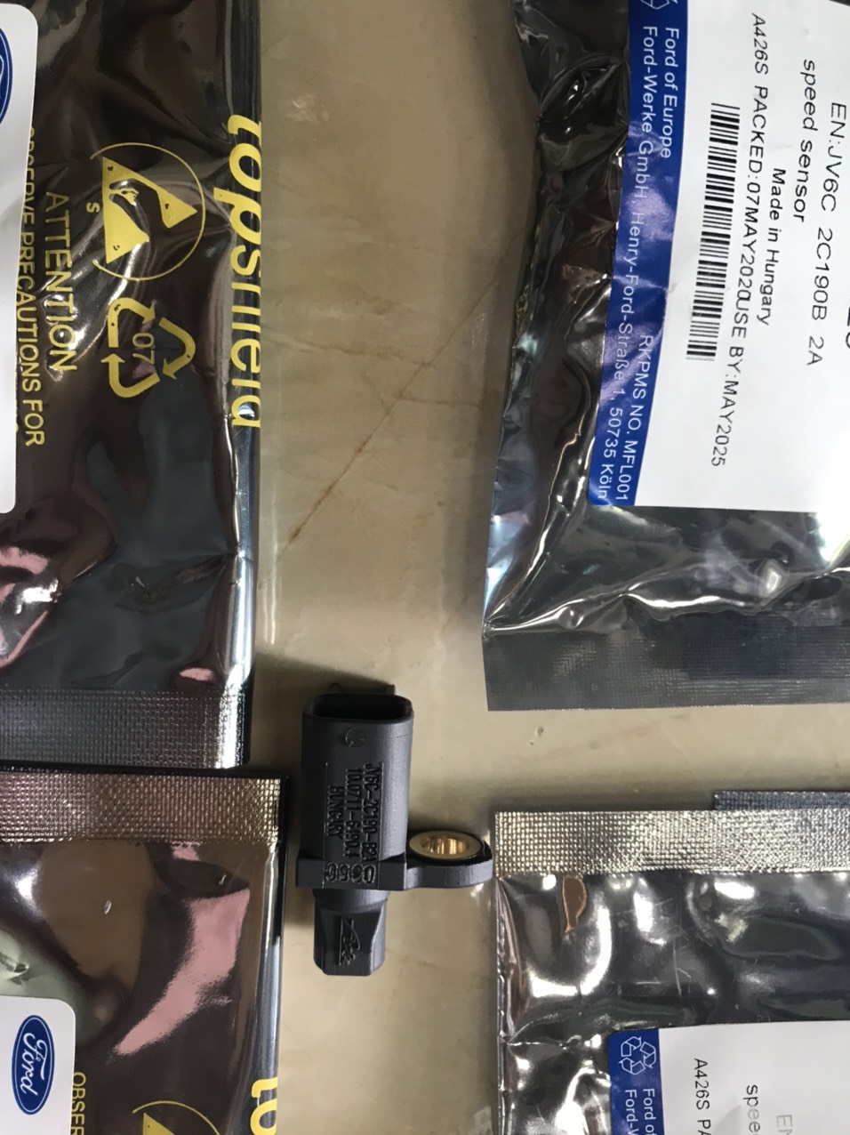 CẢM BIẾN ABS SAU FORD FOCUS 13-19 – AV6T2B372EC