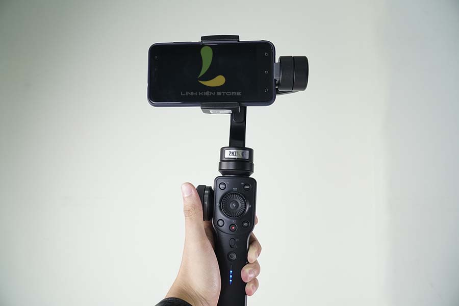 Gimbal chống rung Zhiyun Smooth 4