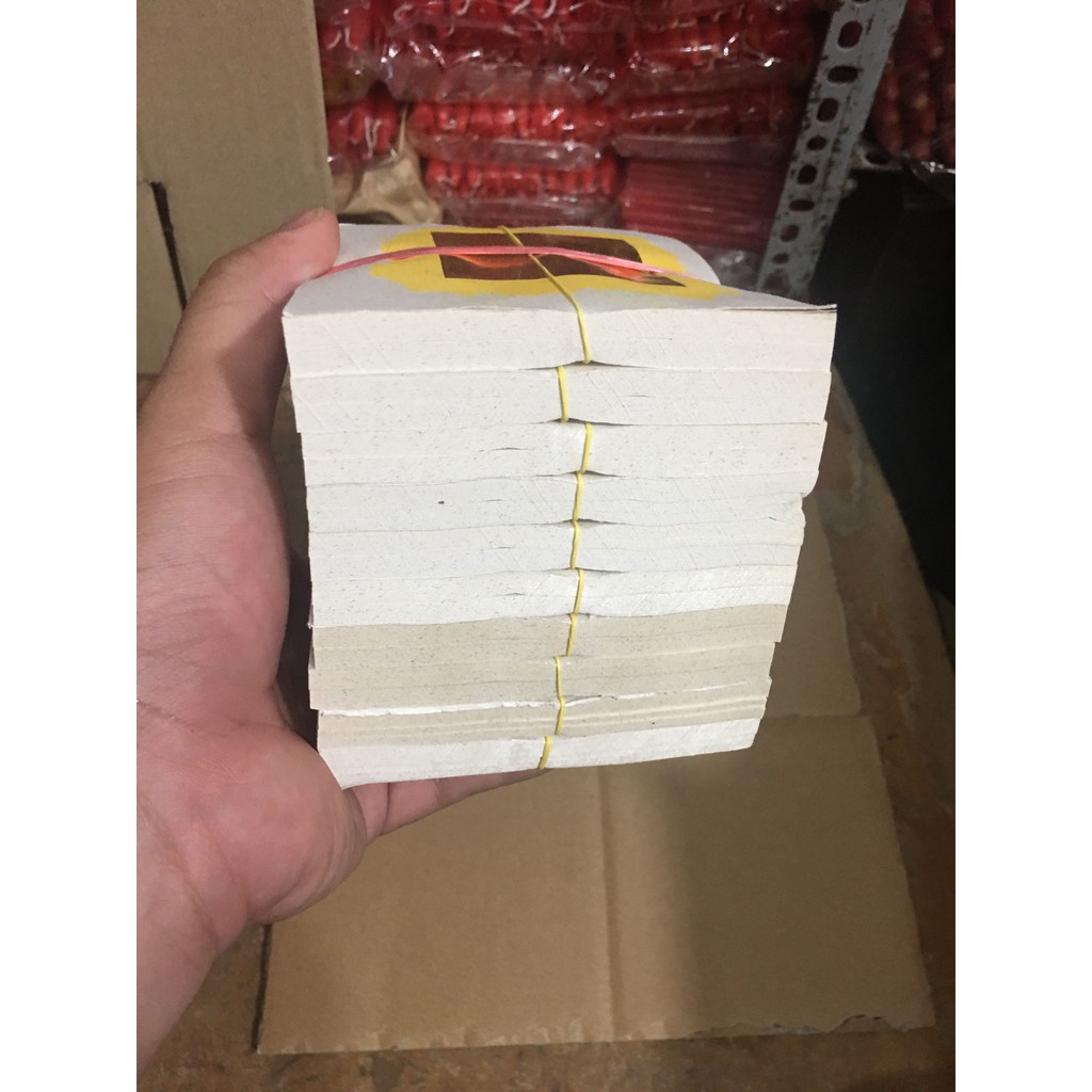 Một Xấp Vàng Bạc Nhỏ ( Cấm Rãnh Nhỏ ) 95 -100 Tờ Trong Thờ Cúng
