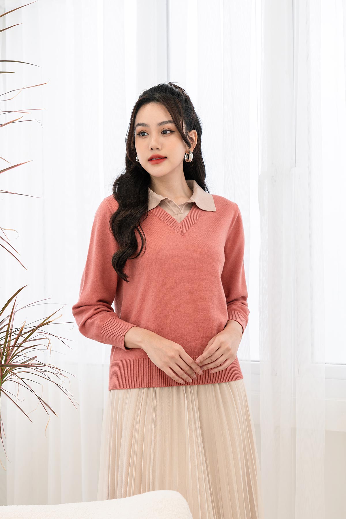 Áo len nữ cổ bẻ 2in1 phối màu lamer l61w22t044