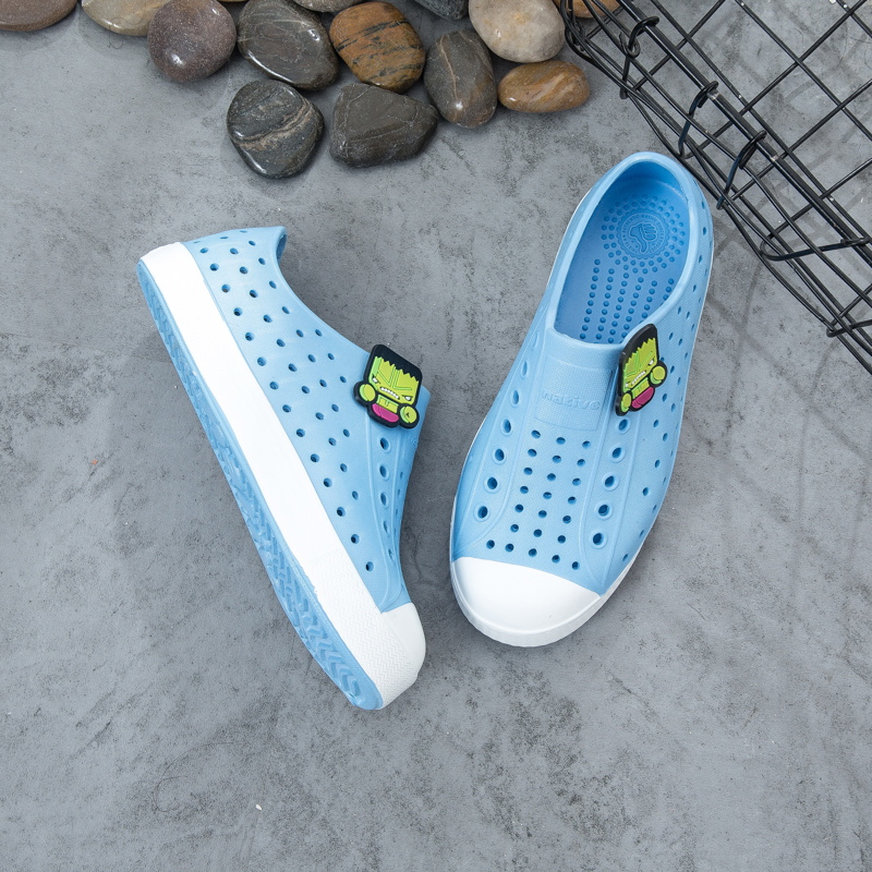 [Tặng 04 sticker] Giày nhựa WNC NATIVE trẻ em - Chất liệu nhựa EVA mềm nhẹ không thấm nước - Màu (Xanh dương)