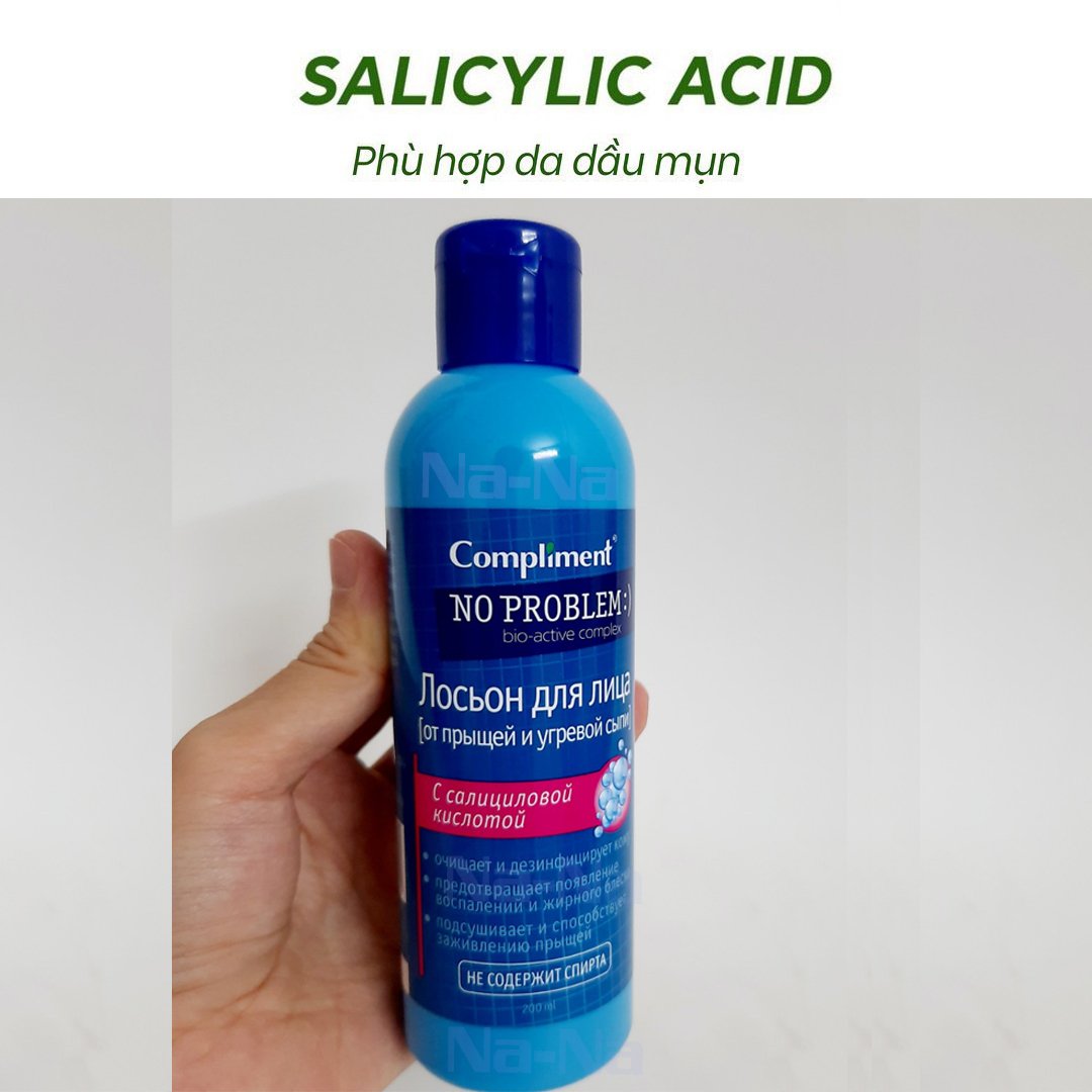 Toner giảm mụn, sạch sâu Compliment 200ml