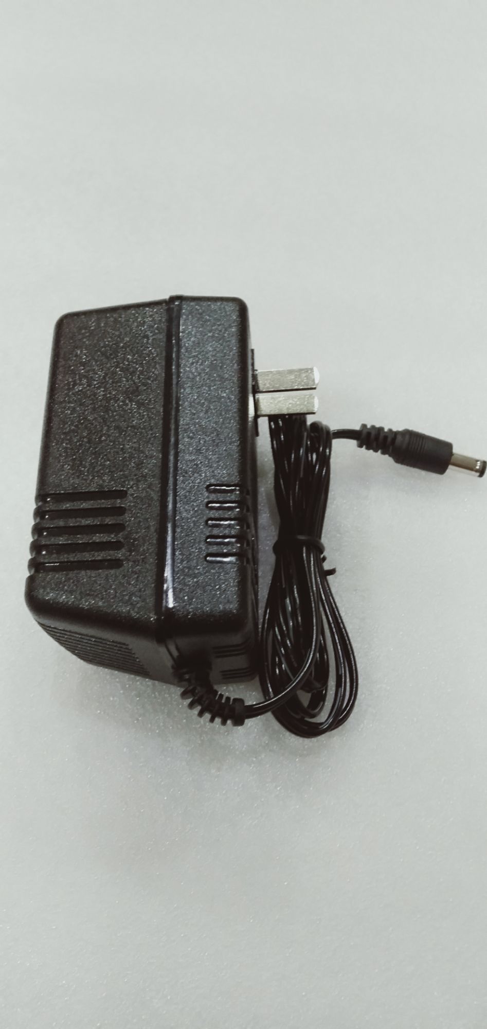 Adapter 9V1A nặng