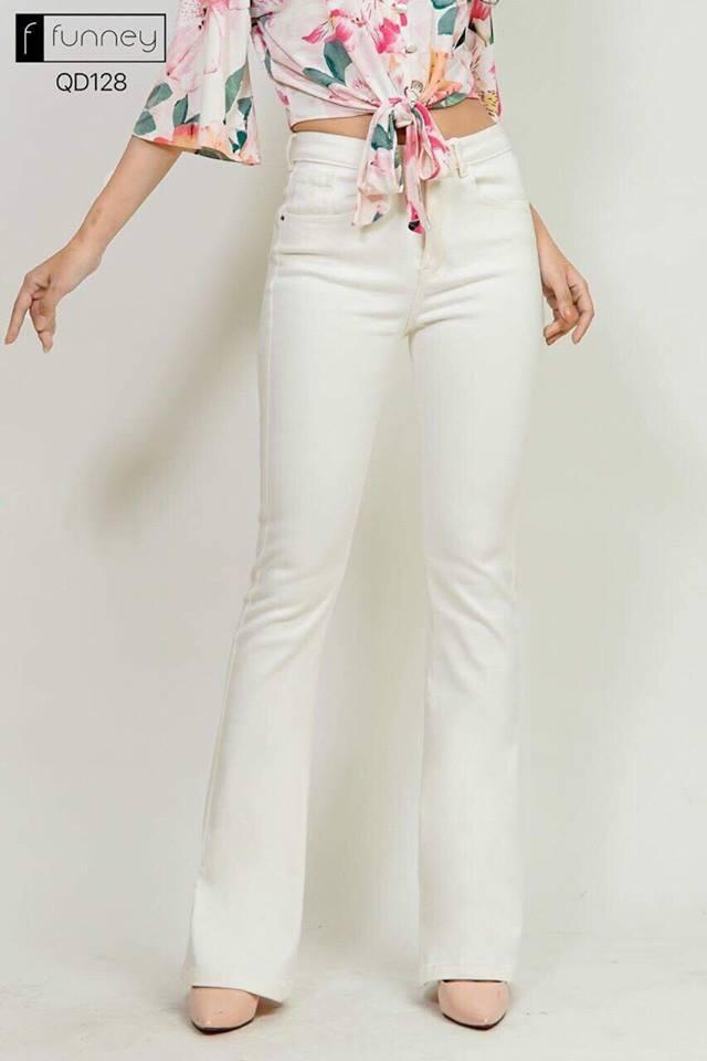QUần jeans nữ ống loe dài màu trắng
