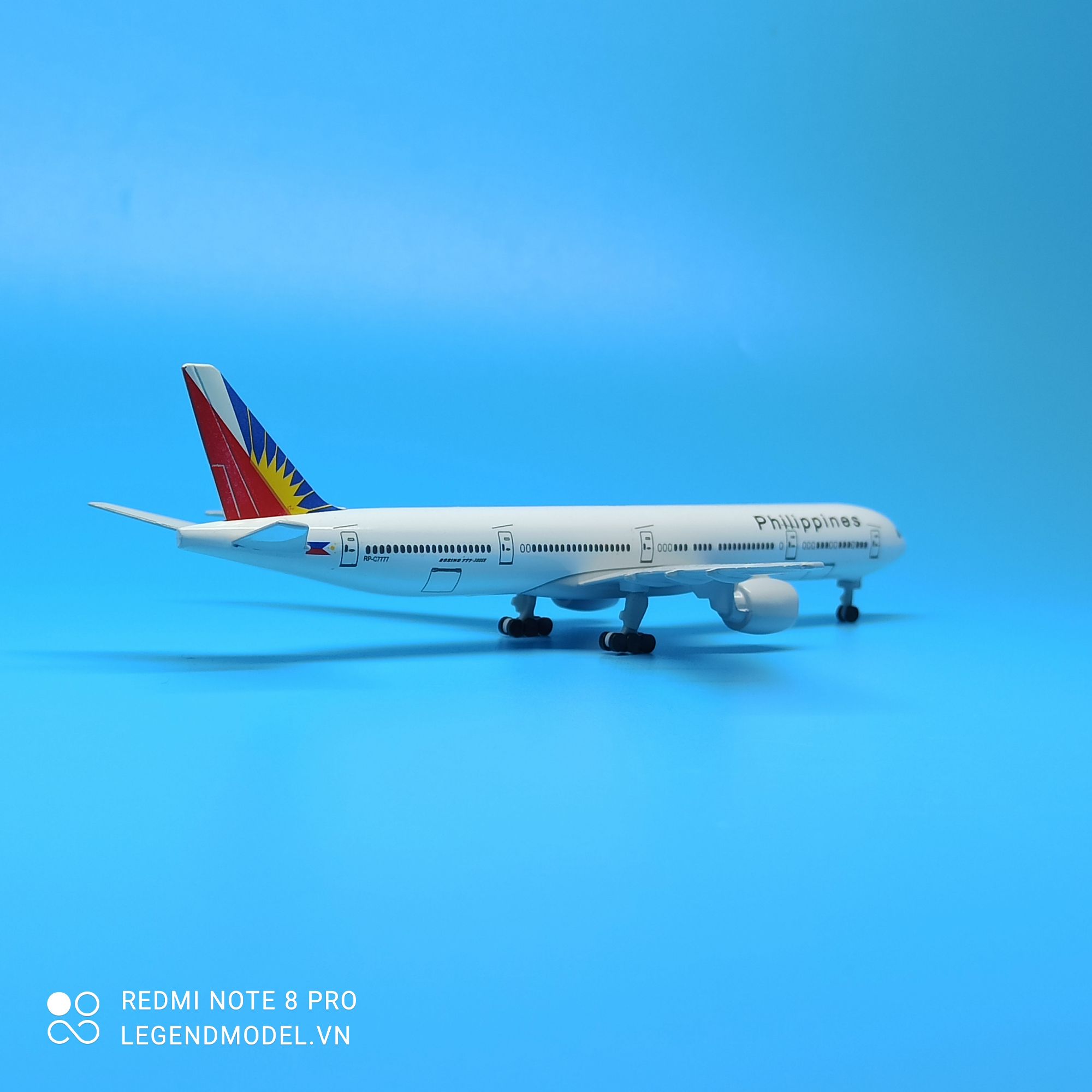 Mô hình máy bay Philippines Airlines