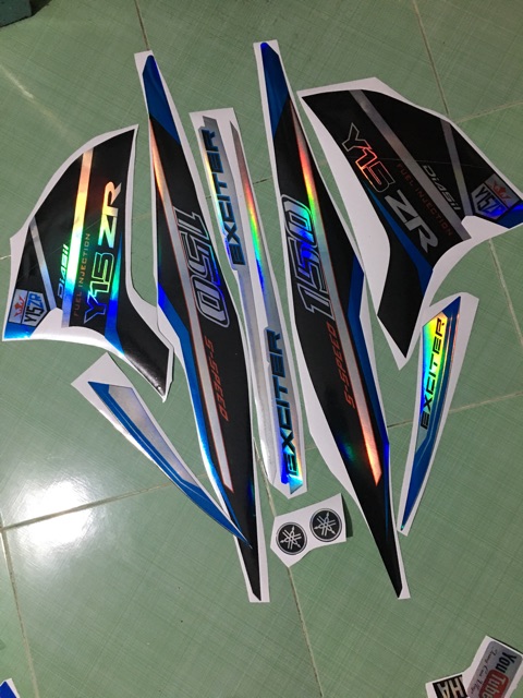 Tem exciter 150 Y15ZR xanh đen crom