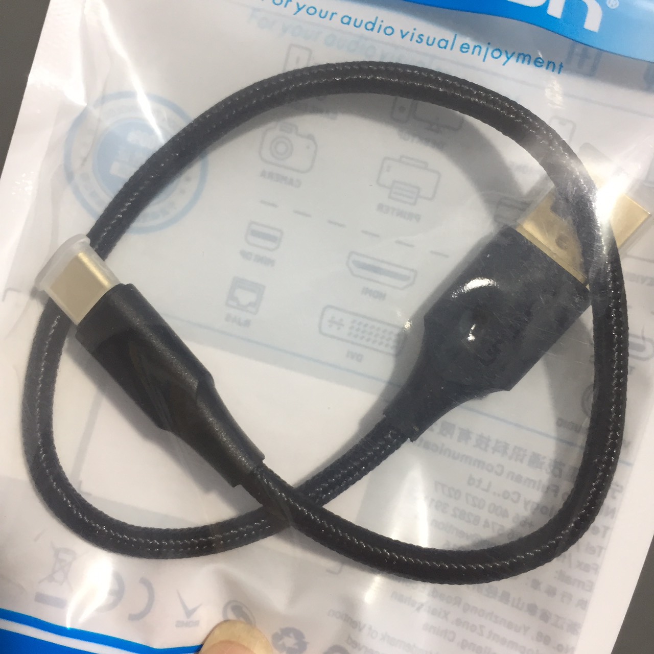 Cáp sạc và dữ liệu USB-Type_C  3A Vetion CTF (25 cm)