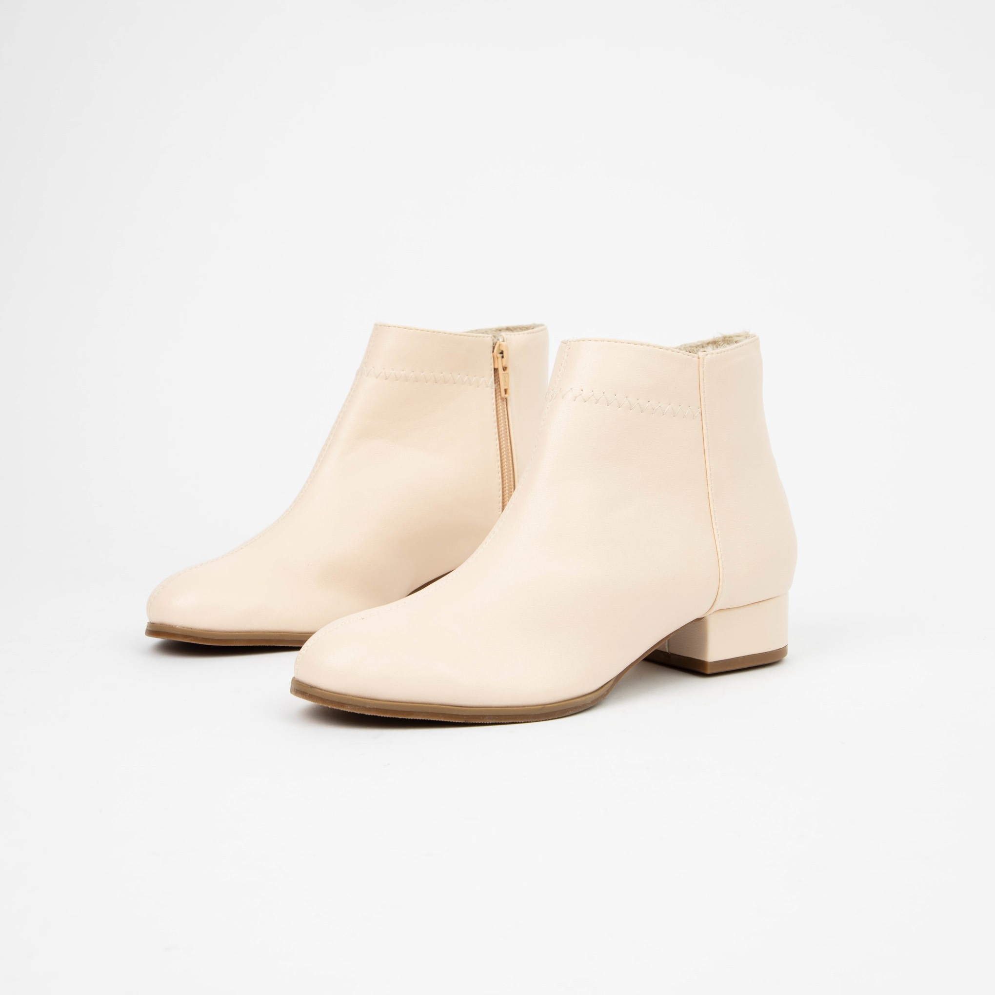 Giày Boots Nữ thời trang MWC Boots cổ thấp gót vuông 3p dáng bốt thấp phong cách hàn quốc NUBO- 9102