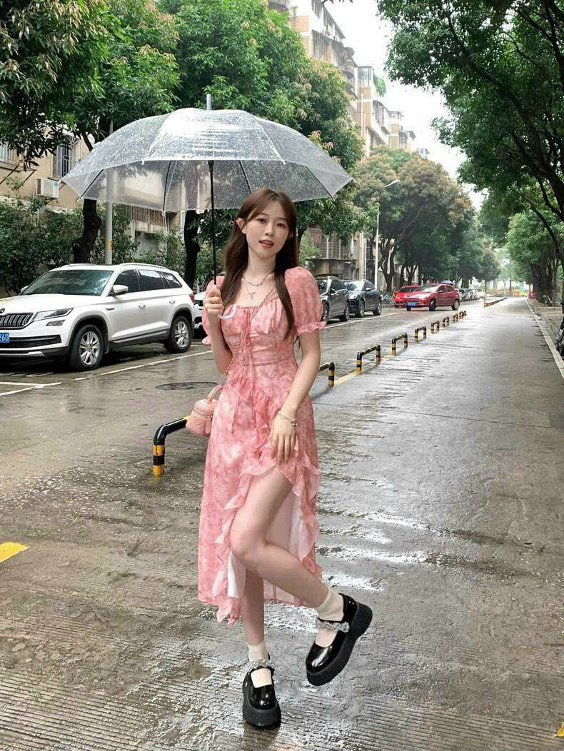 Đầm nữ thời trang mặc đi chơi chất voan hoa tay ngắn khoét cổ cúp ngực có mút váy maxi chéo tà xẻ đùi phong cách