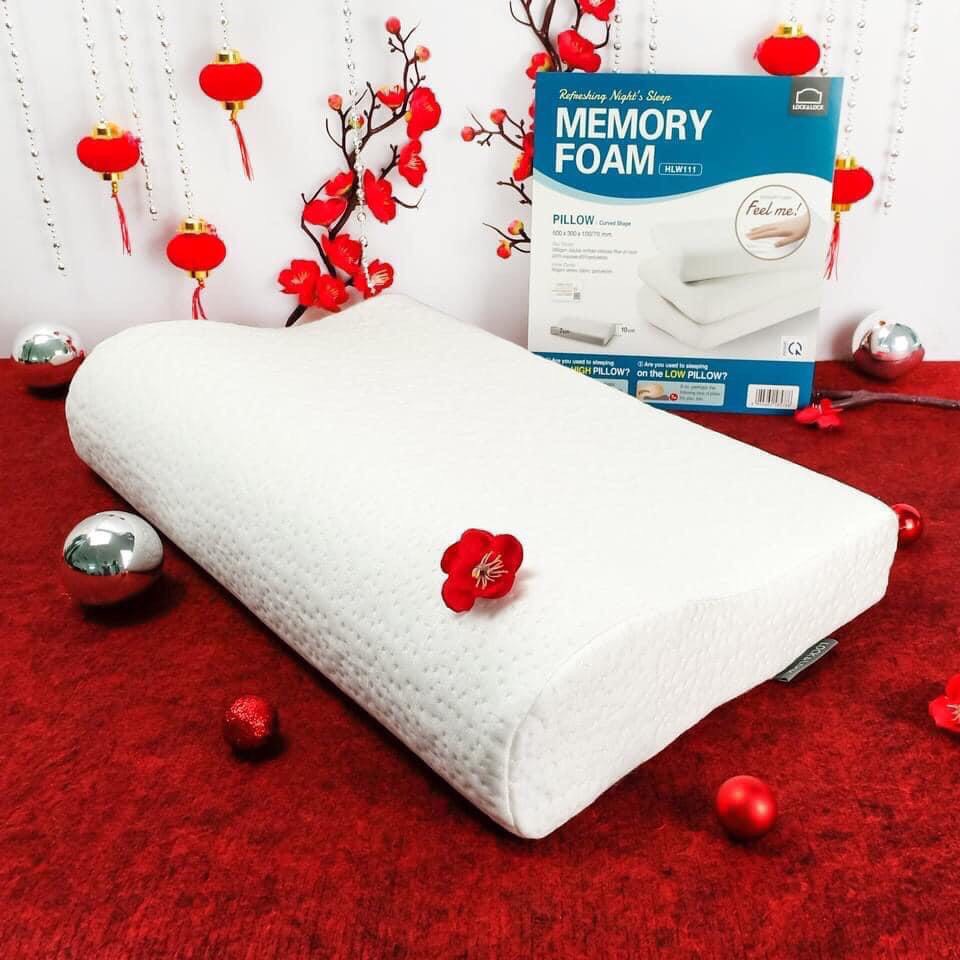 Gối cong Memory Foam Lock&Lock HLW111