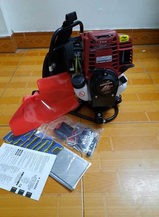 Máy cắt cỏ đeo lưng GX 35