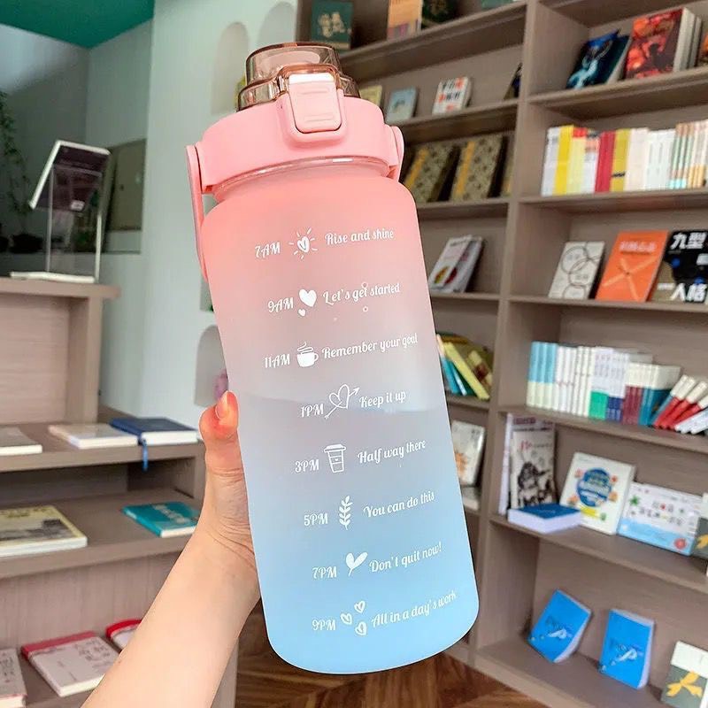 Bình nước cute 2l báo giờ uống nước.