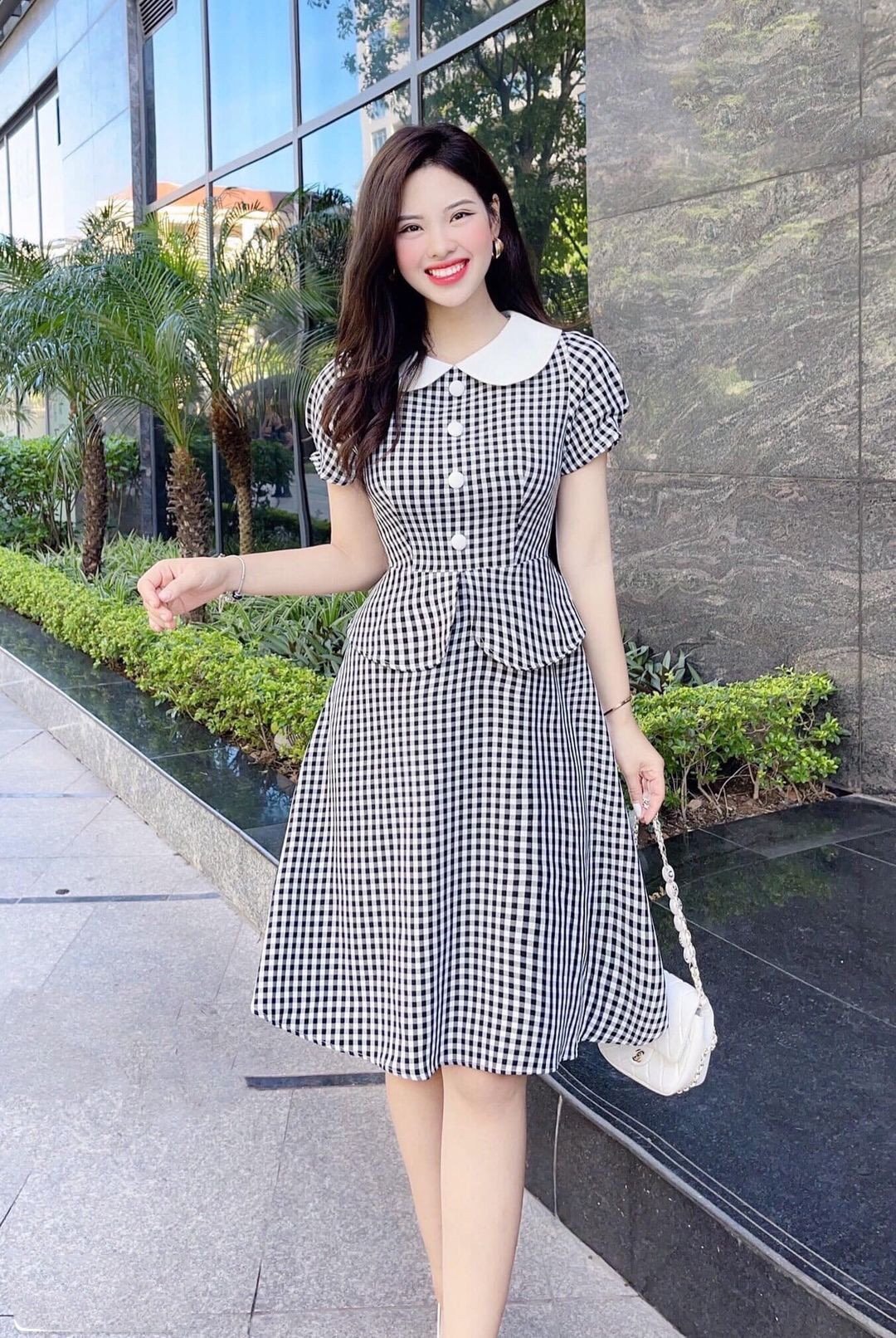 ĐẦM XOÈ CARO CỔ SEN