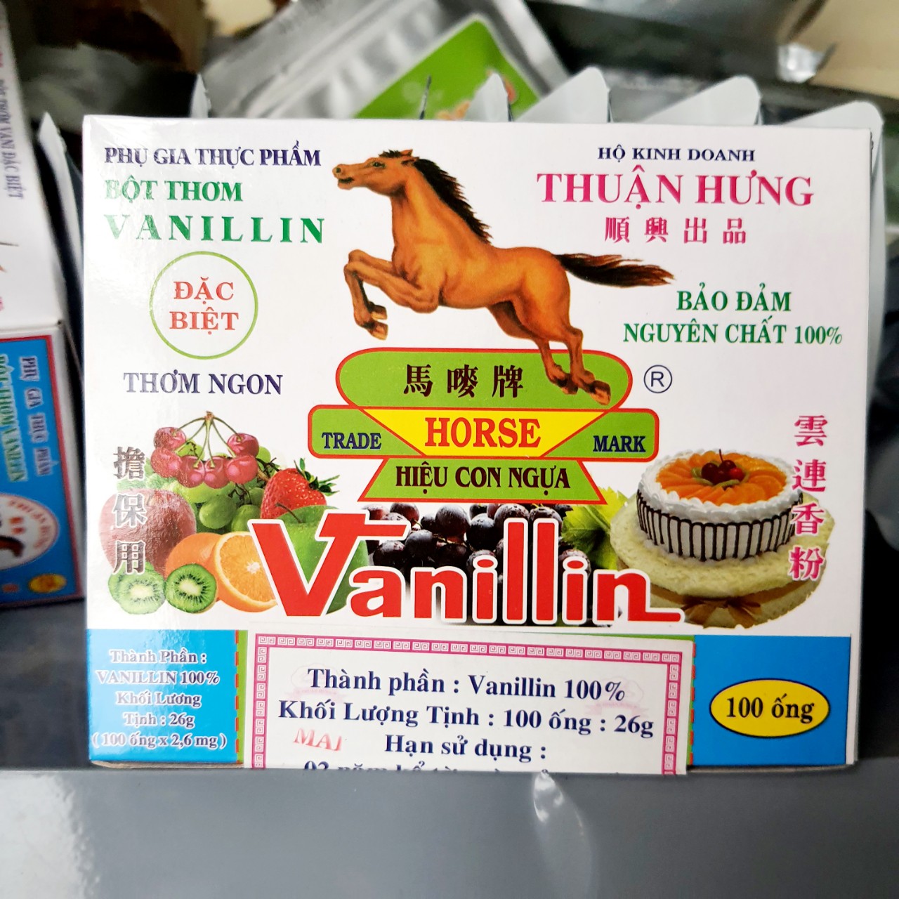 1 hộp Bột thơm vani Thuận Hưng (100 ống)